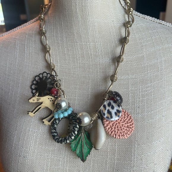 Plunder Charming Multicolor Statement Necklace - Picture 1 of 7